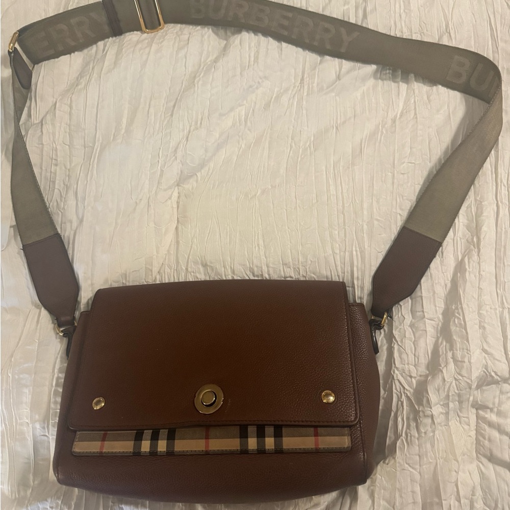 Used Burberry Brown Messenger Bag with Classic Design
